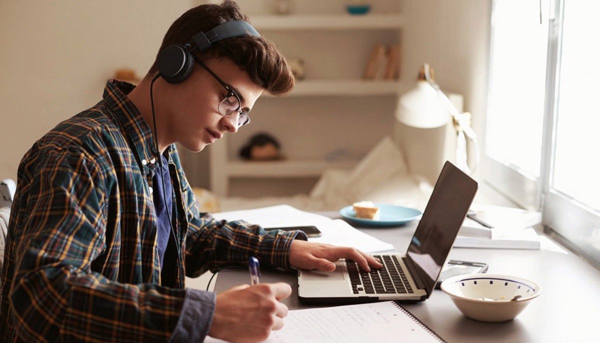 7 Benefits of Taking Online Classes