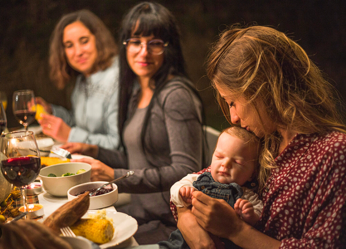 Mother’s Day Brunch Done Right at HMD Bar and Grill in Chicago